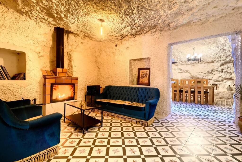 Cueva Con Jacuzzi A 20 Minutos De Valencia Villa Benaguacil Eksteriør billede