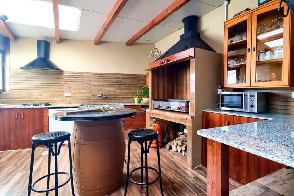 Cueva Con Jacuzzi A 20 Minutos De Valencia Villa Benaguacil Eksteriør billede